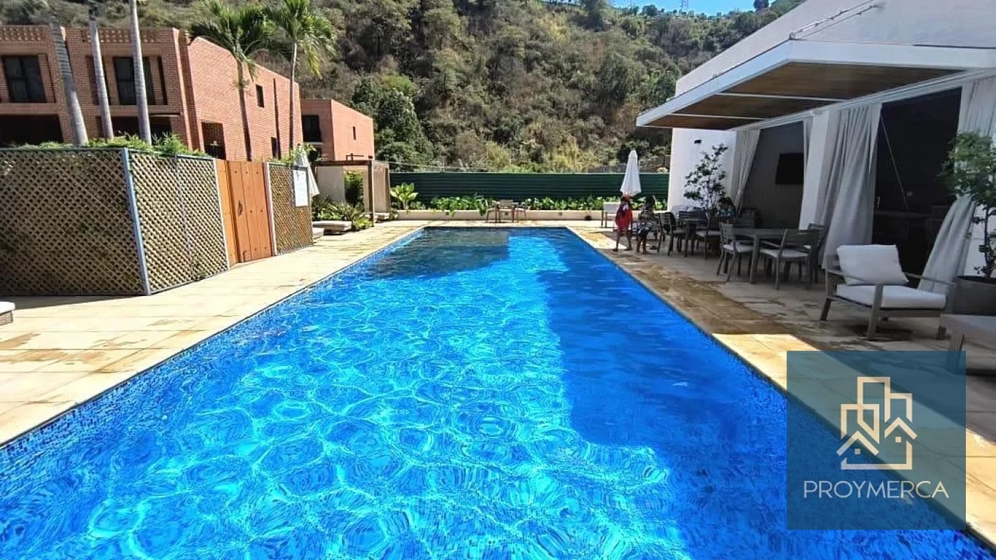 Apartamento con jardín en venta, Edificio Iridia, Zona 13 - 3