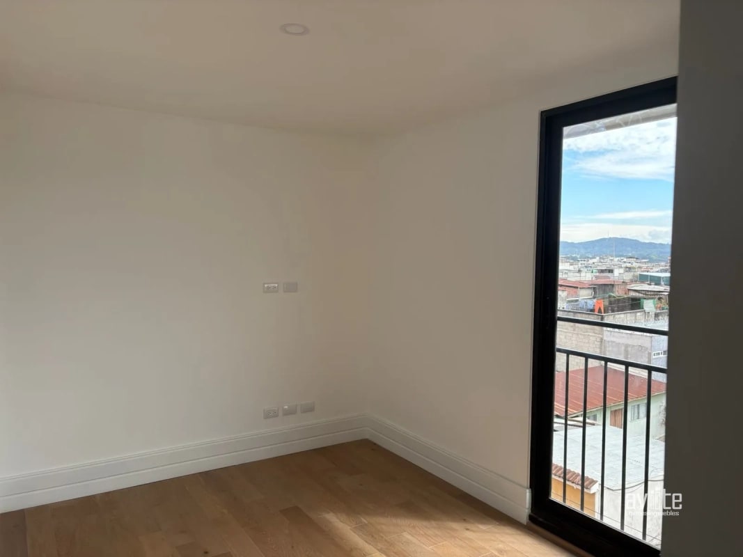 Apartamento tipo estudio en alquiler en Centrico, zona 5.    Q5,500.00 incluye linea blanca. - 6