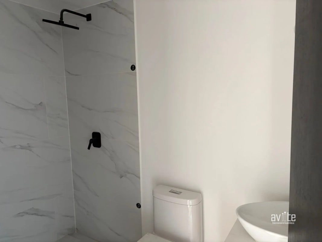 Apartamento tipo estudio en alquiler en Centrico, zona 5. Q5,500.00 incluye linea blanca. - 5