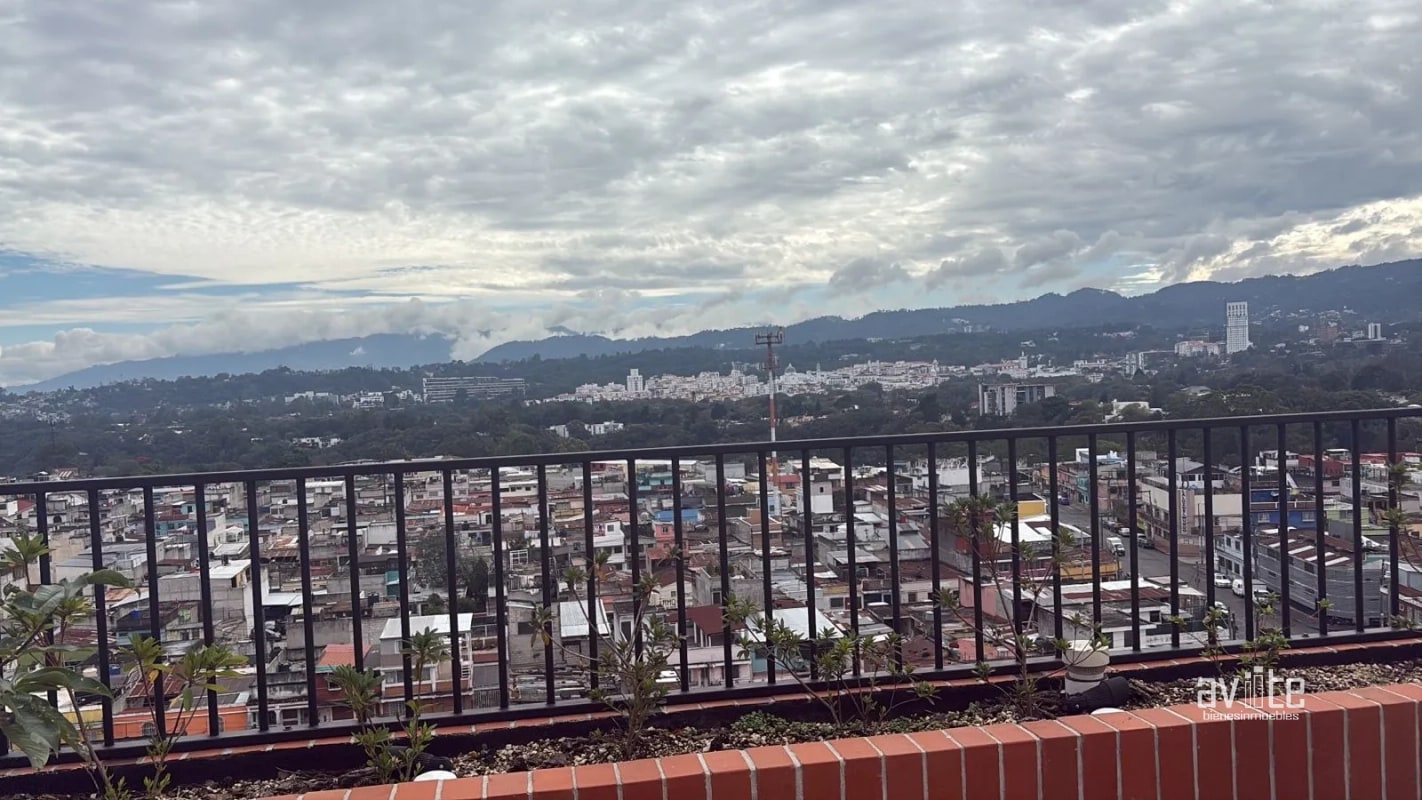 Apartamento tipo estudio en alquiler en Centrico, zona 5.    Q5,500.00 incluye linea blanca. - 3