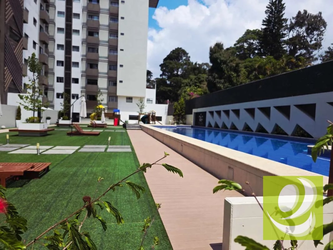 Vendo Apartamento Con 32m² de Patio en Di Fiori Zona 7 - 5