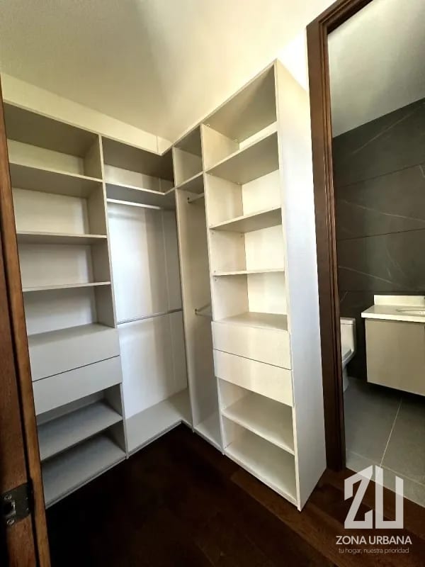 Apartamento amplio y bien iluminado con balcón en Edificio Tero 14 — Apartamento en Alquiler en Zona 14, Guatemala, Ciudad — foto 8 de 10