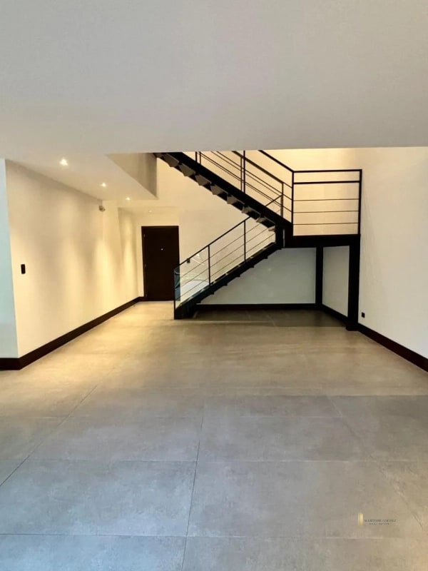 Apartamento Amplio con Jardín en Renta – Zen Cayalá, Zona 16 - 2