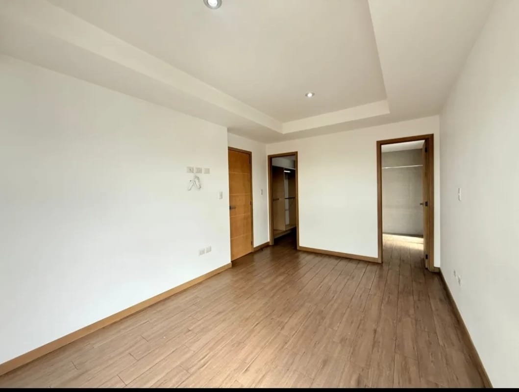 apartamento en Venta Zona 10 — Apartamento en Venta en IQ10, Zona 10, Guatemala, Ciudad — foto 3 de 11