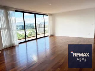 Apartamento Renta | Zona 10 — Apartamento en Alquiler en Zona 10, Guatemala, Ciudad — miniatura 5 de 11