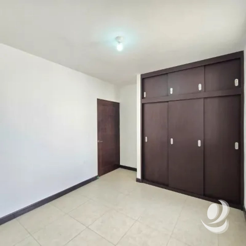 Apartamento en Renta Piedra Parada acceso por Zona 16 - 6