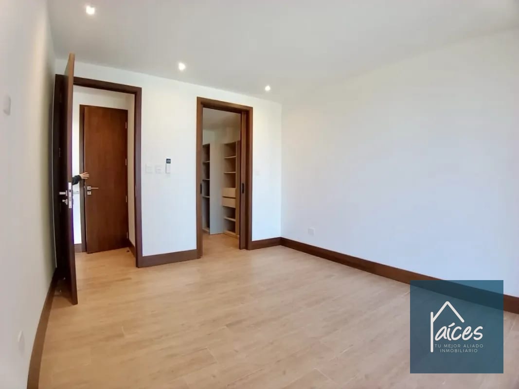 Apartamento en renta GAURA Zona 15 (*20) — Apartamento en Alquiler en Gaura, Zona 15, Guatemala, Ciudad — foto 5 de 12