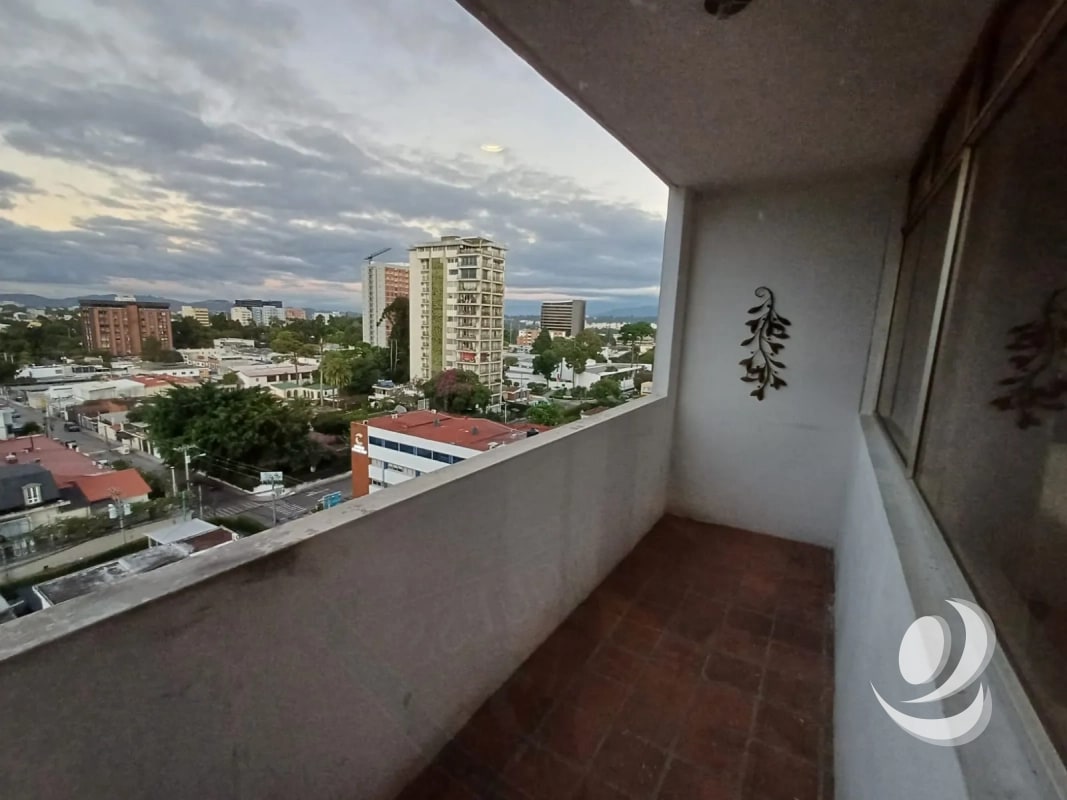 Apartamento amueblado en alquiler Edificio Avenida Z.10 - 8