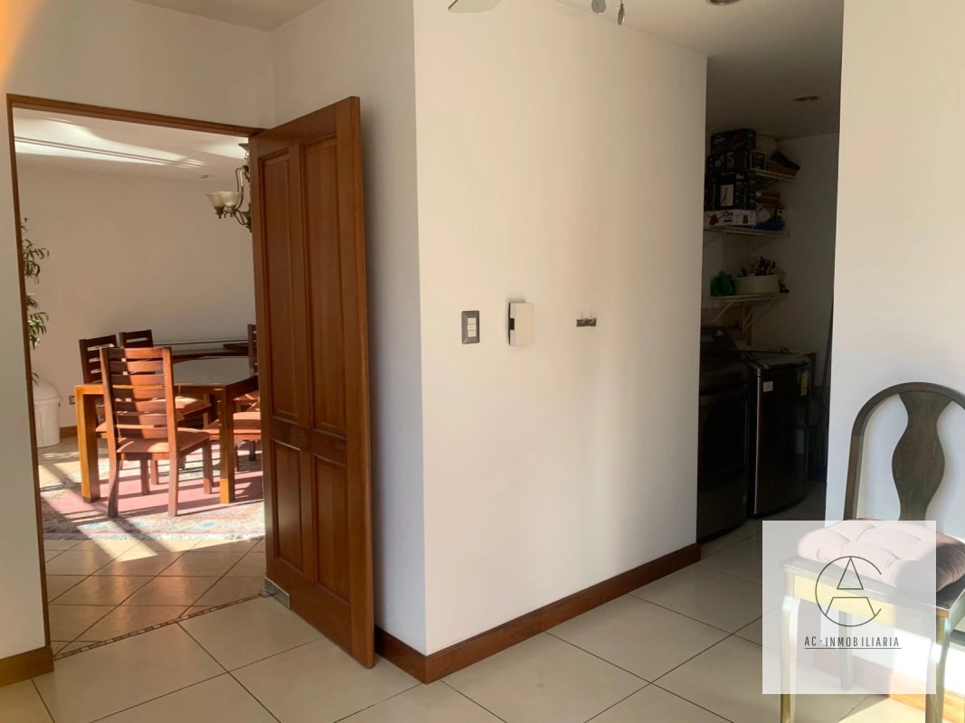 Venta de Apto. Torre Condesa, Zona 14 - 12