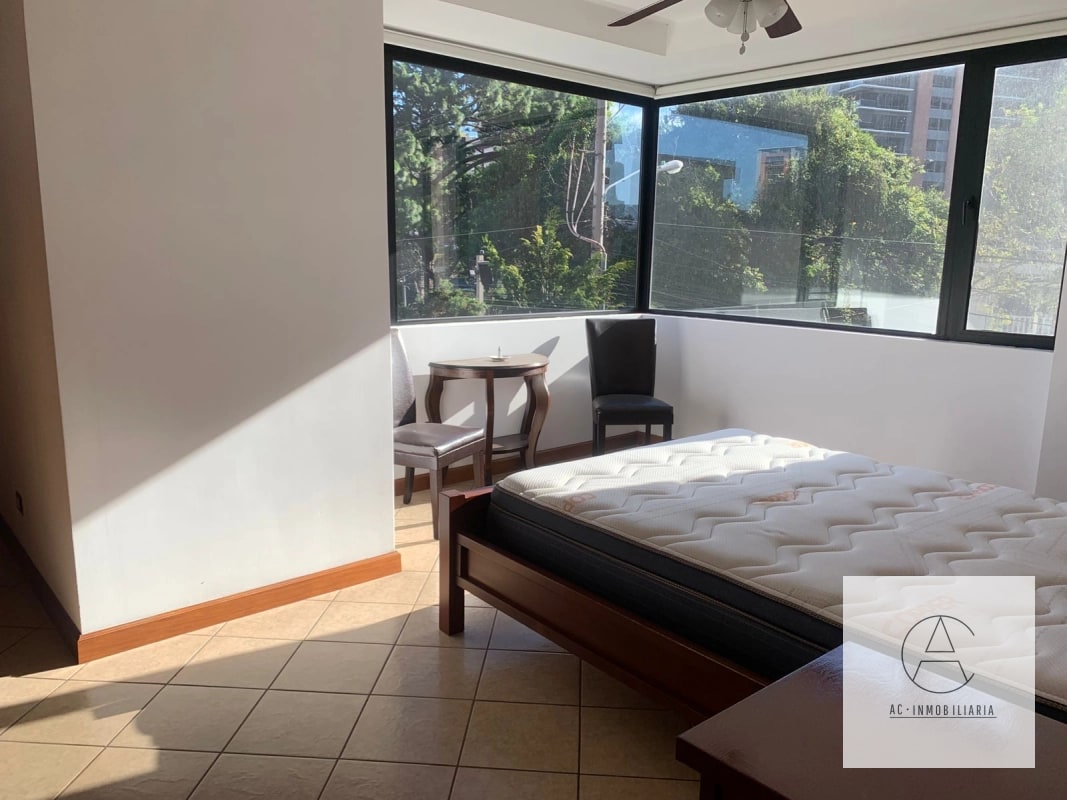 Venta de Apto. Torre Condesa, Zona 14 - 10