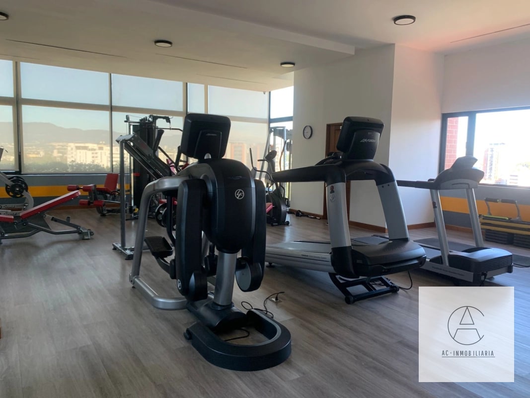 Venta de Apto. Torre Condesa, Zona 14 - 1