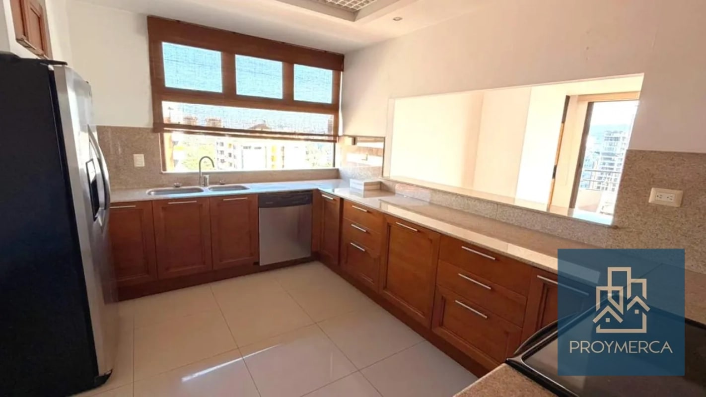Apartamento en alquiler, Edificio Mirafiori, zona 10 - 13