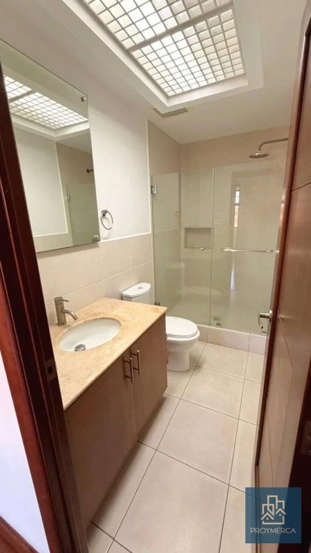 Apartamento en alquiler, Edificio Mirafiori, zona 10 - 3