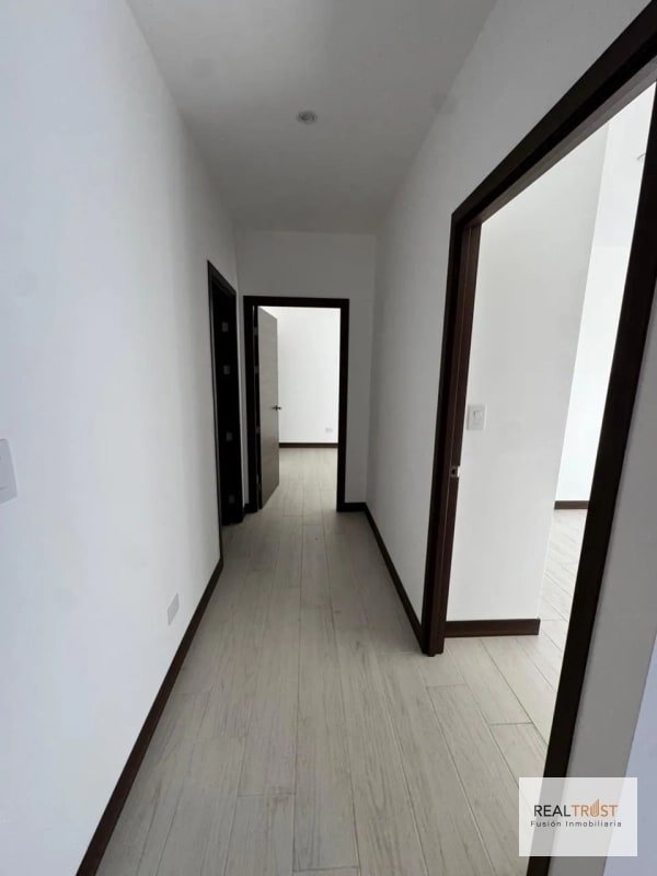 Apartamento en renta Spazio zona 15 - 11