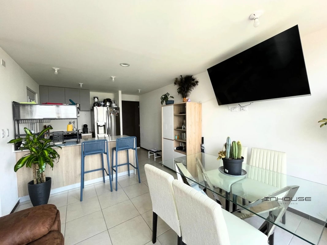 APARTAMENTO EN VENTA ZONA 11 CON ACCESO AL PERIFERICO - 5