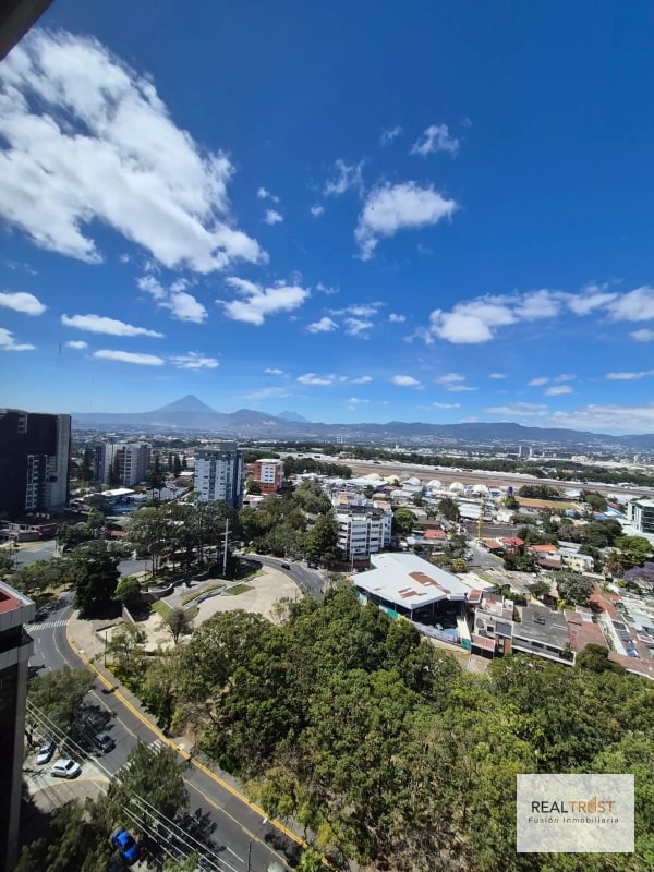 EN VENTA ESPECTACULAR PENTHOUSE - 16