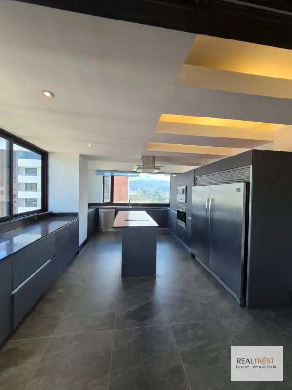 EN VENTA ESPECTACULAR PENTHOUSE - 11