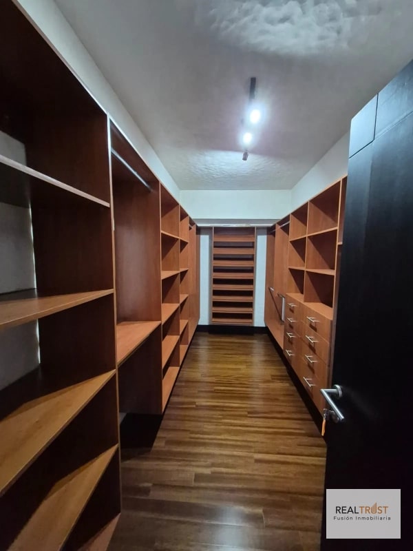EN VENTA ESPECTACULAR PENTHOUSE - 8