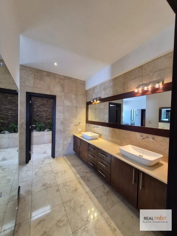 EN VENTA ESPECTACULAR PENTHOUSE - 6