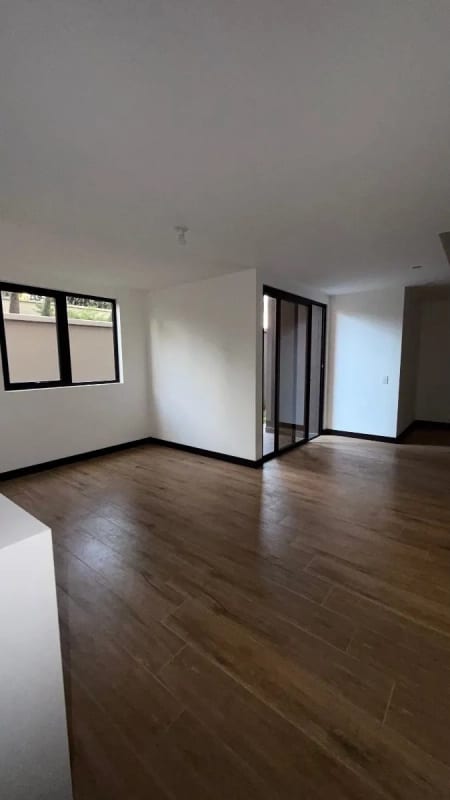 APARTAMENTO CON JARDIN ZONA 15 VENTA — Apartamento en Venta en Alena, Zona 15, Guatemala, Ciudad — foto 11 de 13