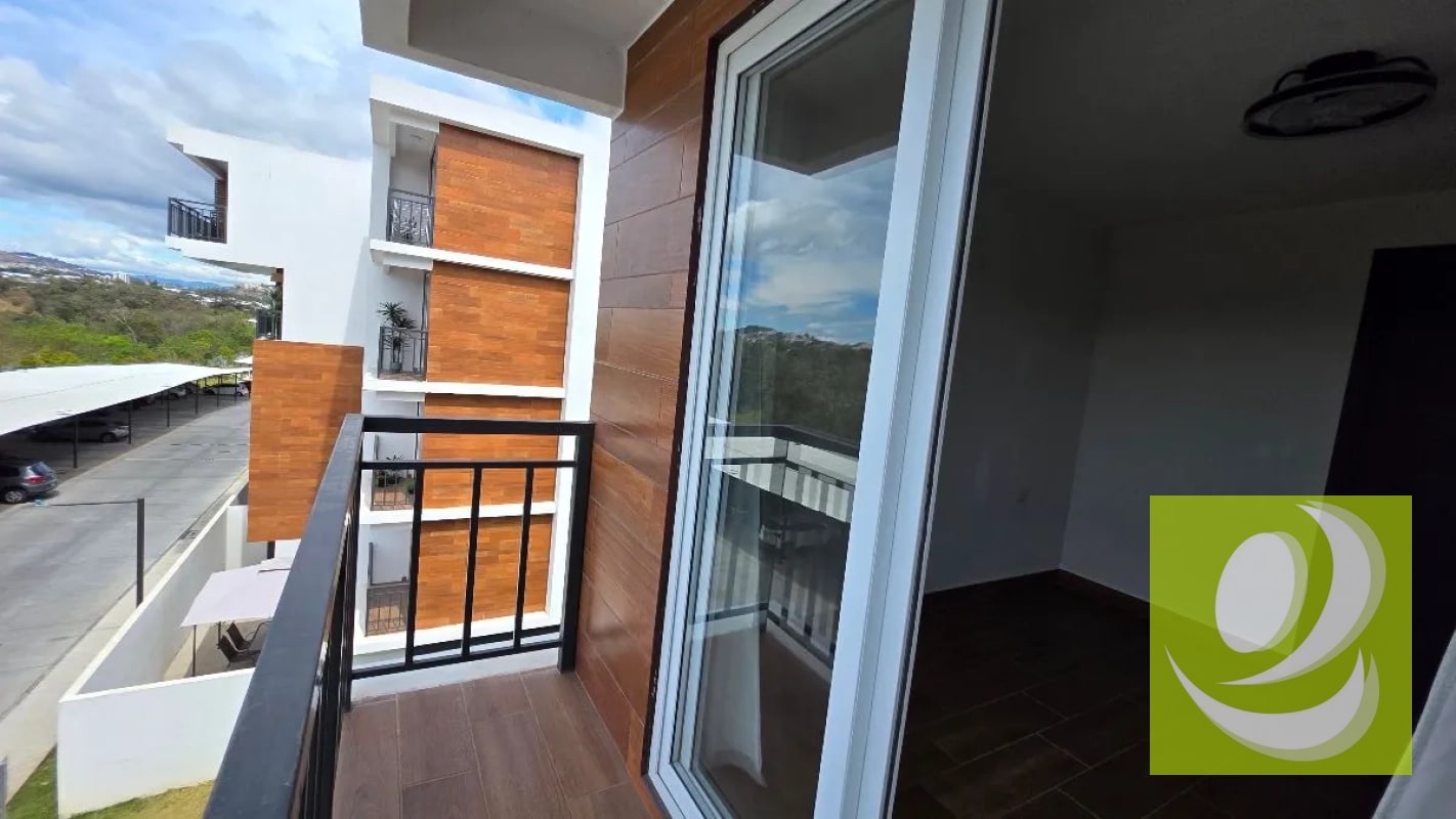 VENDO APARTAMENTO EN ZONA 16 SENDEROS - 11
