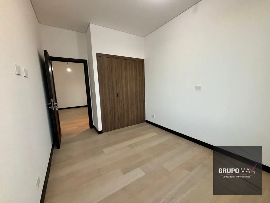 Apartamento Zona 16 Nogales de Cayala — Apartamento en Alquiler en Zona 16, Guatemala, Ciudad — foto 6 de 12