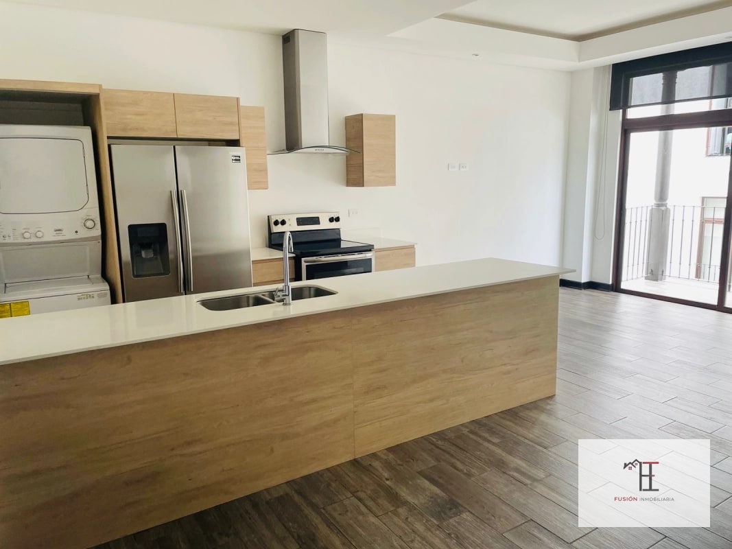 Vendo apartamento en Lirios 1, Cayalá zona 16 - 7