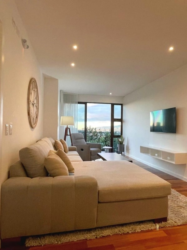 APARTAMENTO AMUEBLADO EN ALQUILER – Edificio Lucca, Zona 10 - 8