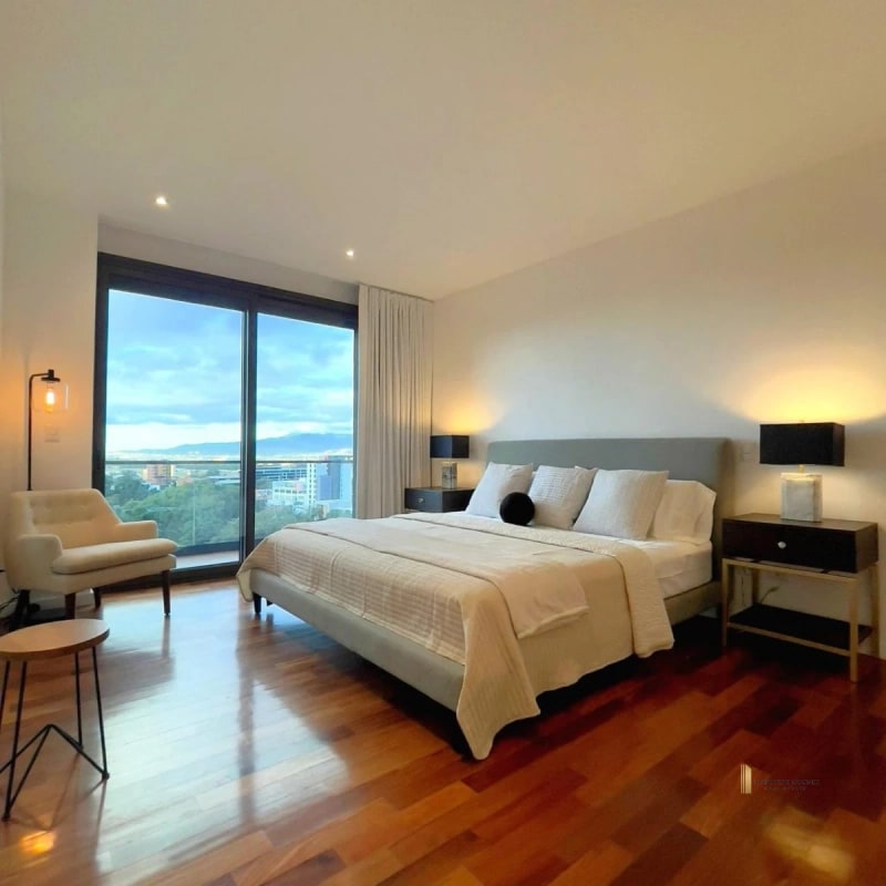 APARTAMENTO AMUEBLADO EN ALQUILER – Edificio Lucca, Zona 10 - 4