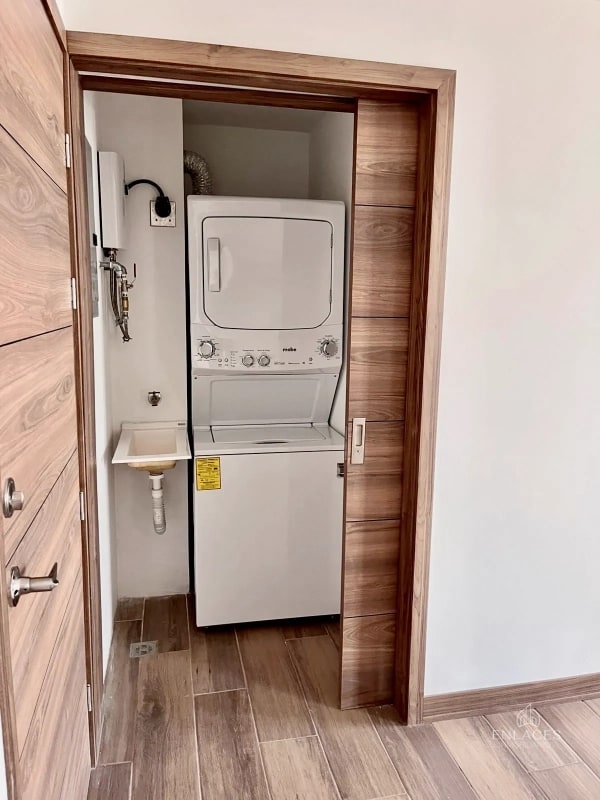Zona 15 • Apartamento en Renta • Edificio Privé • 3 habitaciones • 2 baños • 3 parqueos - 9