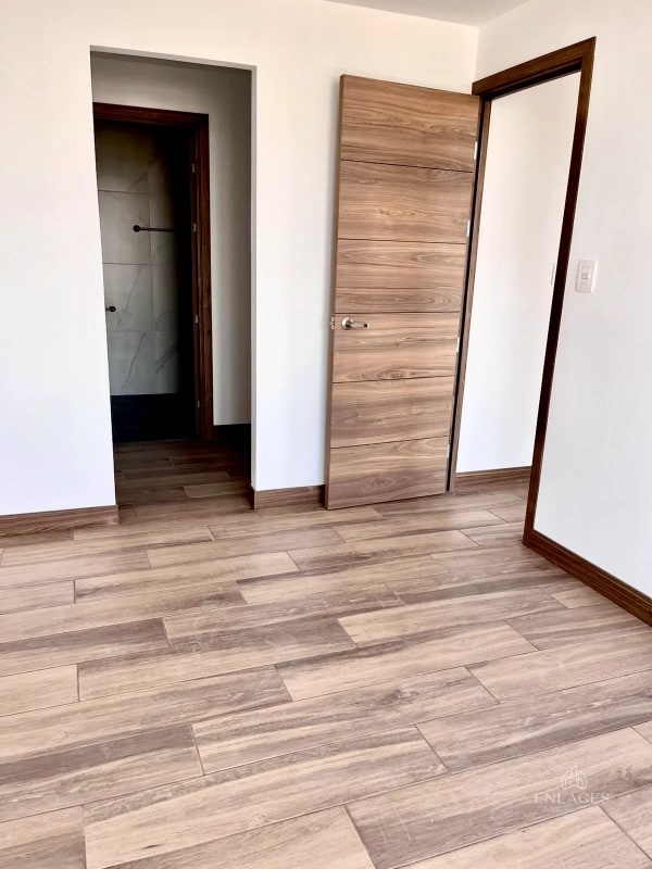 Zona 15 • Apartamento en Renta • Edificio Privé • 3 habitaciones • 2 baños • 3 parqueos - 3