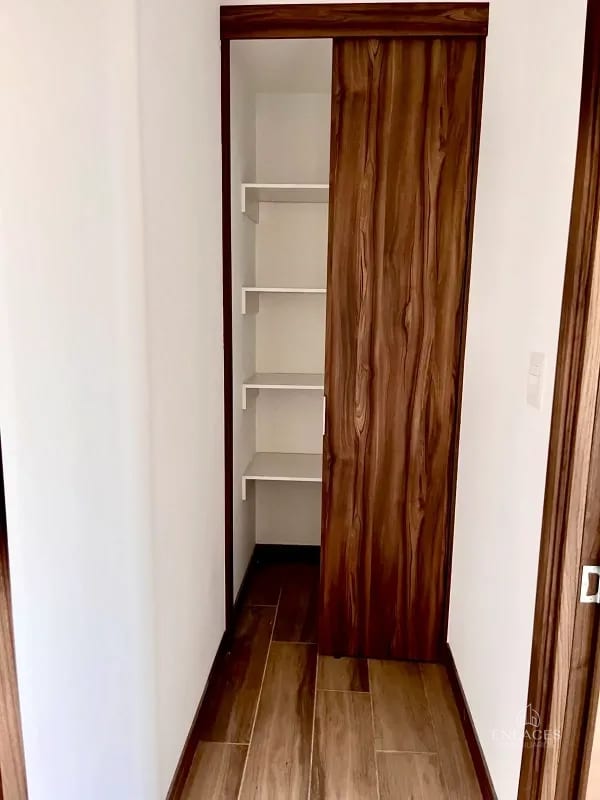 Zona 15 • Apartamento en Renta • Edificio Privé • 3 habitaciones • 2 baños • 3 parqueos — Apartamento en Alquiler en Zona 15, Guatemala, Ciudad — foto 3 de 17