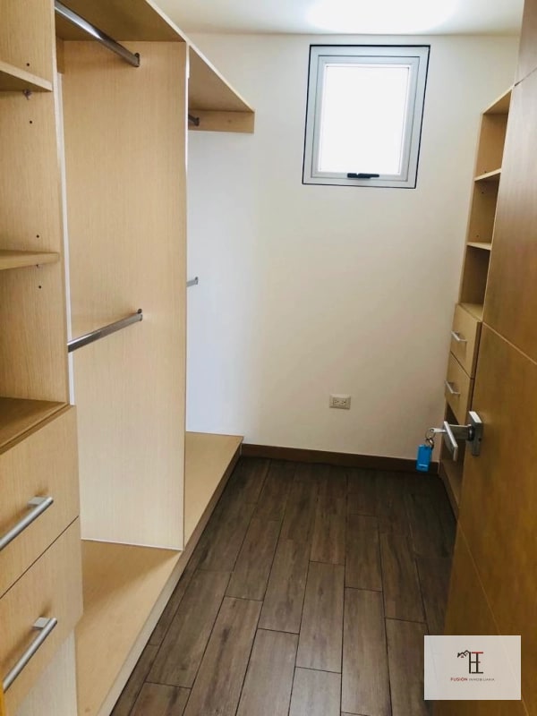 Vendo apartamento en Edificio City Haus, zona 10 - 3