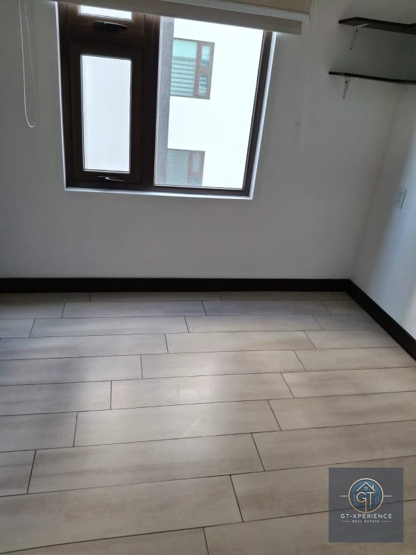 Lindo apartamento en renta en Edificio Liv, zona 15 - 13