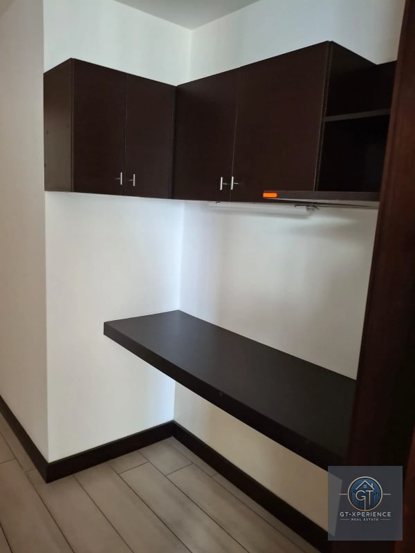 Lindo apartamento en renta en Edificio Liv, zona 15 - 8
