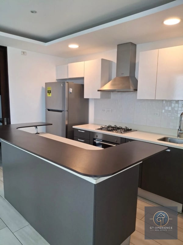 Lindo apartamento en renta en Edificio Liv, zona 15 - 5