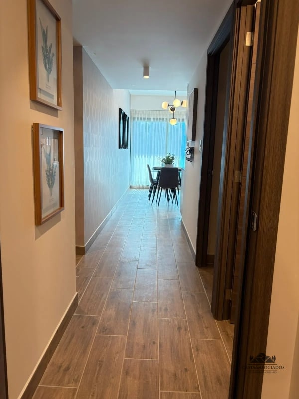 APARTAMENTO EN VENTA ZONA 4 - 7