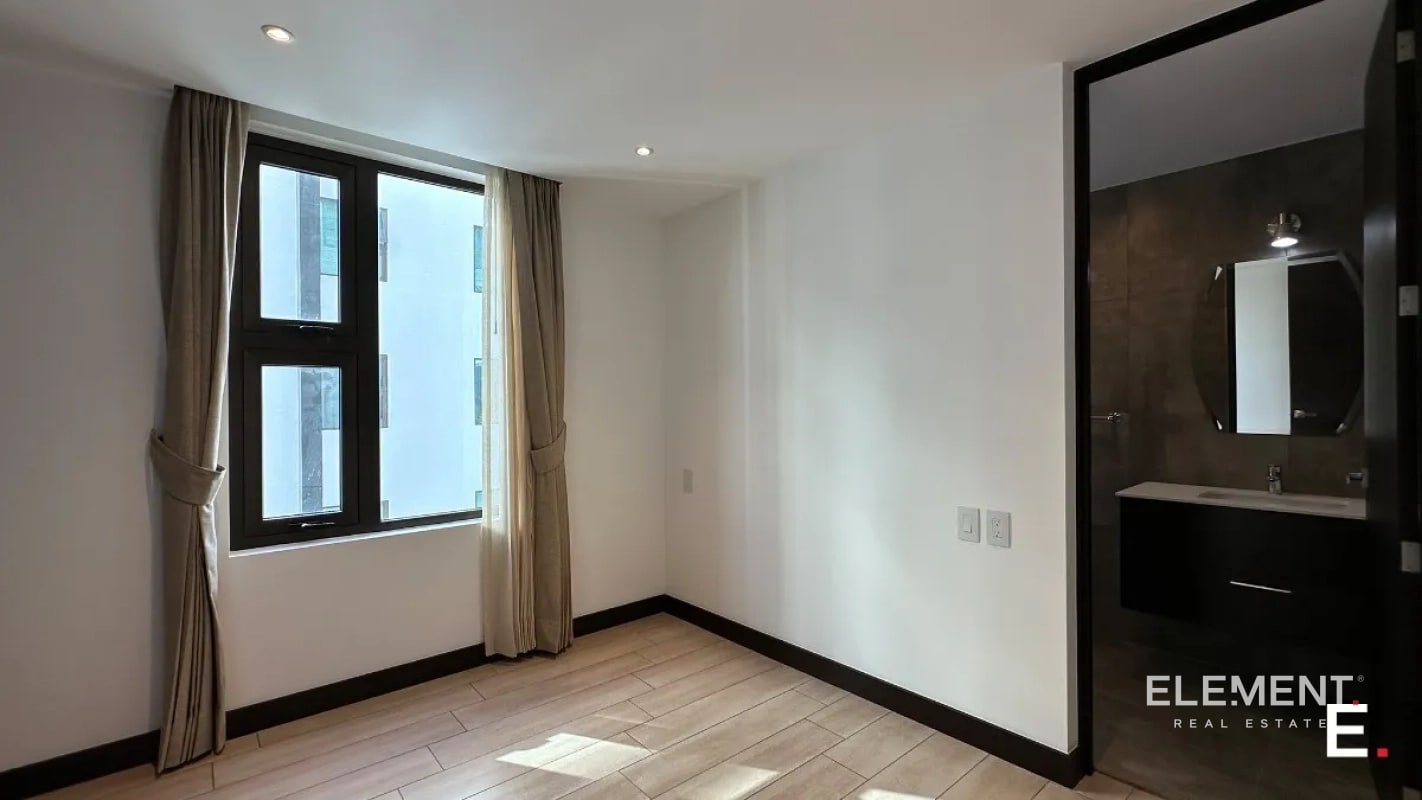 APARTAMENTO EN RENTA LIV ZONA 15 - VH1 - 4