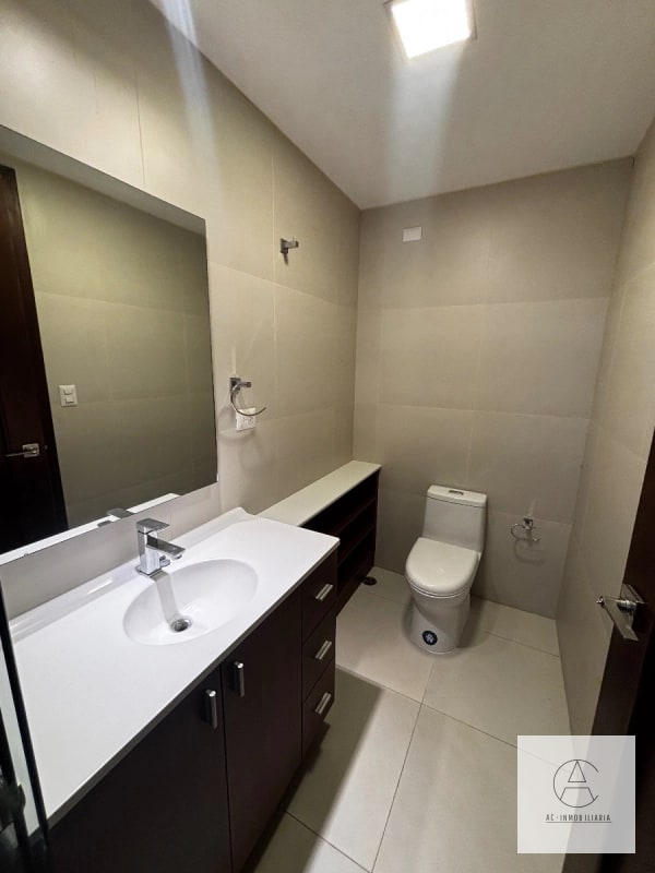 Apartamento de 1 habitación en renta - 11
