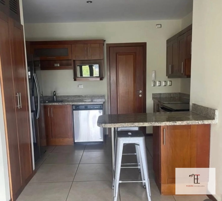 Vendo / Rento apartamento en Tarragona Zona 15 Vista Hermosa 1 - 5