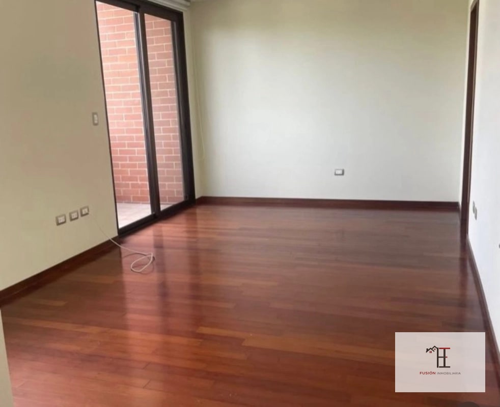 Vendo / Rento apartamento en Tarragona Zona 15 Vista Hermosa 1 - 2