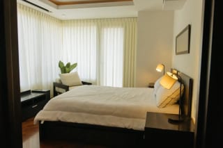Lindo Apartamento Amueblado en Alquiler Zona 10 — Apartamento en Alquiler en Zona 10, Guatemala, Ciudad — miniatura 2 de 5
