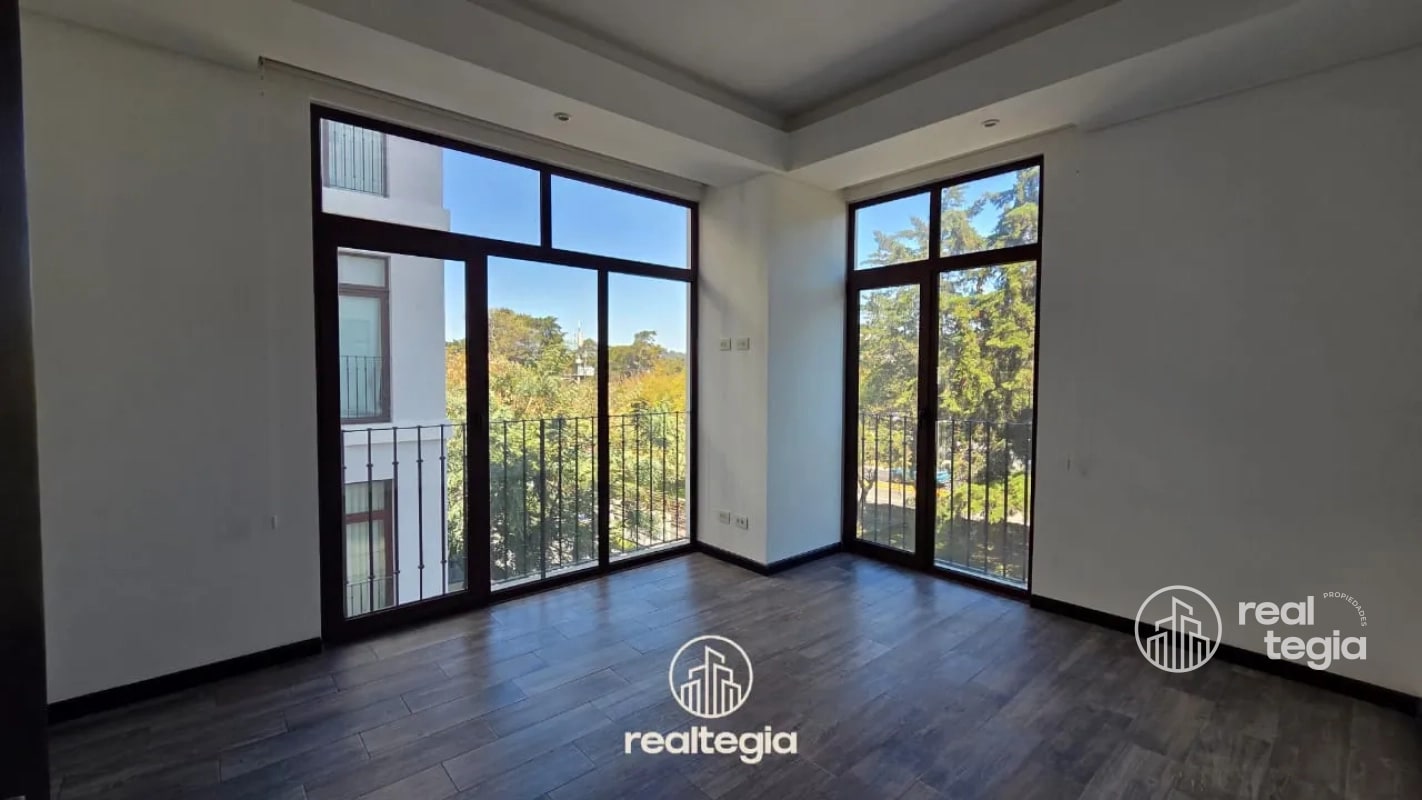 APARTAMENTO LIRIOS DE CAYALÁ ZONA 16 - 9