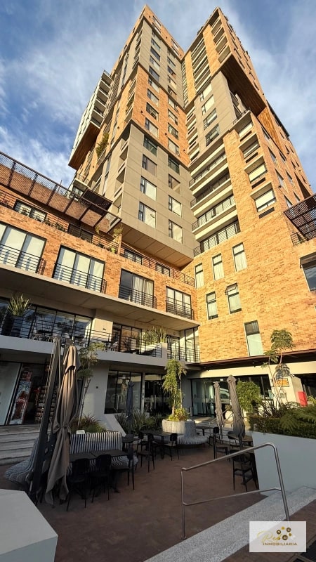 🌟 Venta de Apartamento en Exclusivo Edificio Mira– Zona 10 - 17