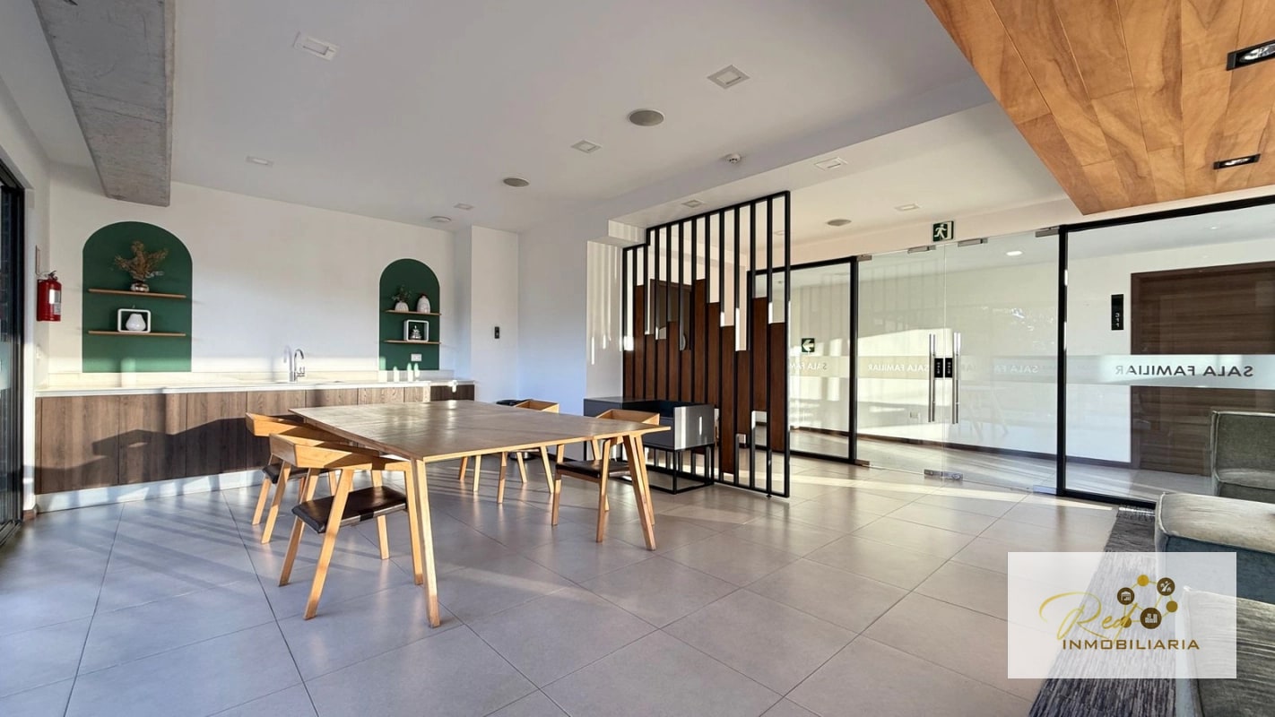 🌟 Venta de Apartamento en Exclusivo Edificio Mira– Zona 10 - 3