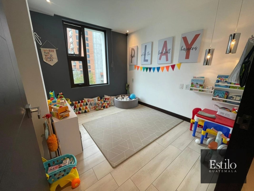 APARTAMENTO EN VENTA ZONA 15 - 9