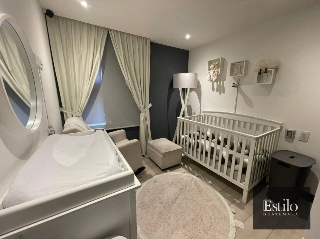 APARTAMENTO EN VENTA ZONA 15 - 5