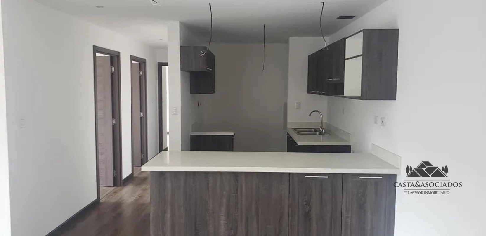 APARTAMENTO EN VENTA ZONA 7 - 11