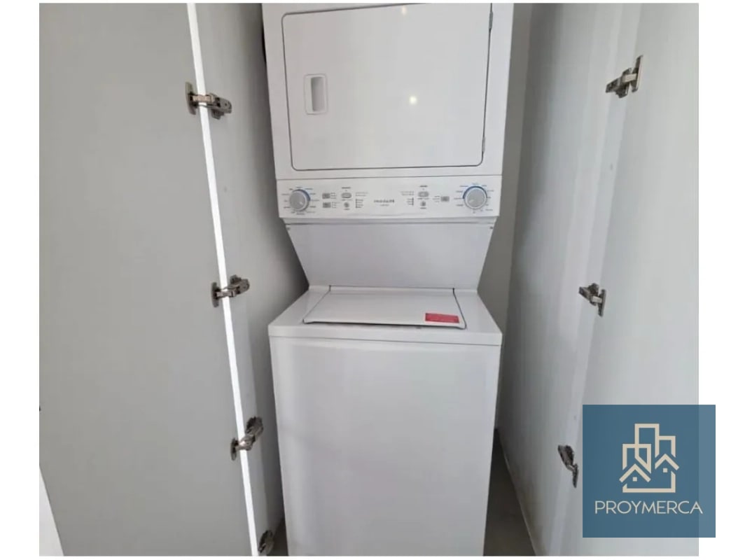 Apartamento en alquiler, Edificio Bonadiez, Zona 10 - 14