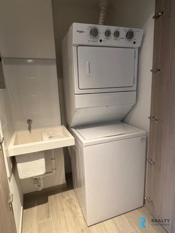 VENDO Apartamento  Parque 10, Zona 10 Full equipado!! - 3